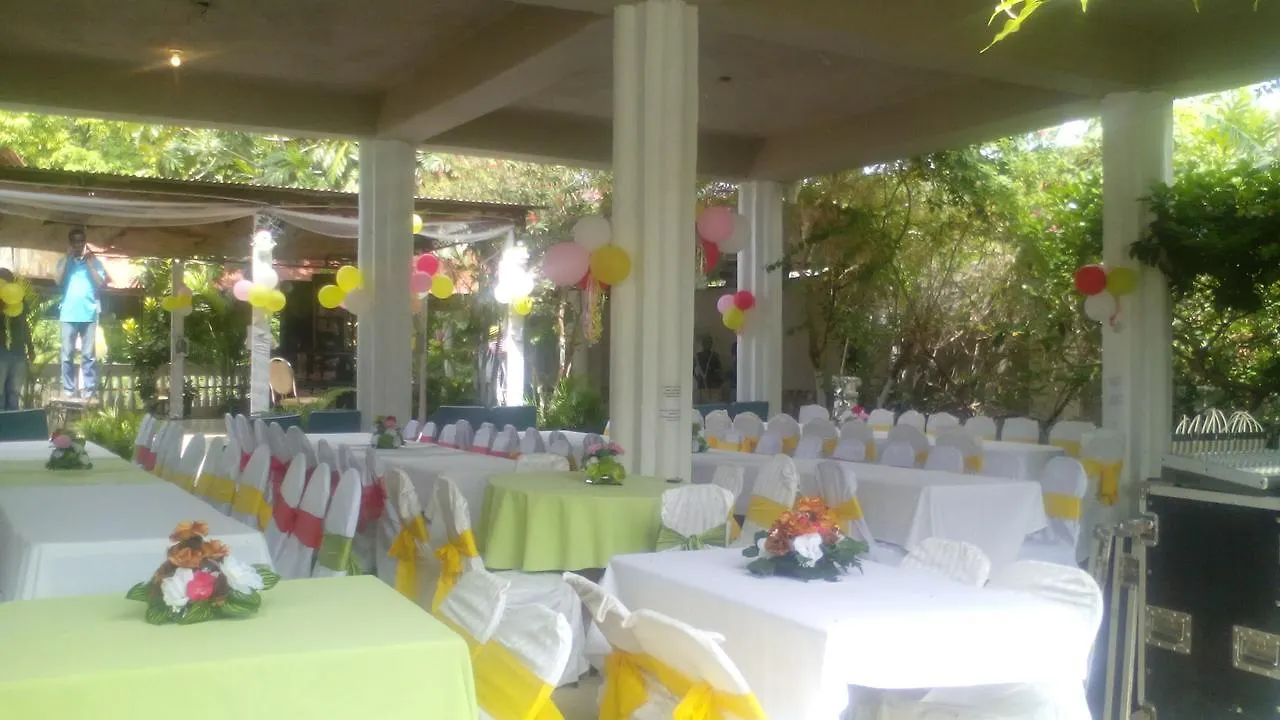 ホテル Caciquat Convention Center Port-de-Paix ハイチ